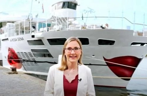 Here you can watch a video and learn more about the sustainability measures on board the A-ROSA.